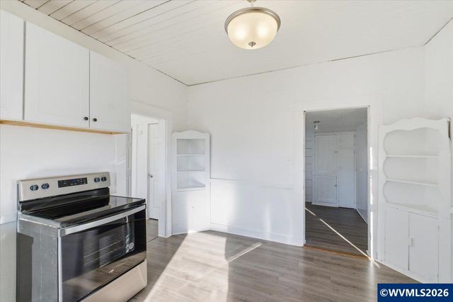 109 E Isabella St, Lebanon, OR 97355