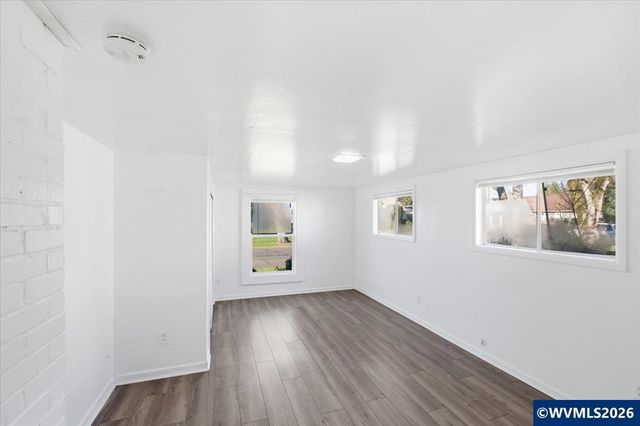 109 E Isabella St, Lebanon, OR 97355