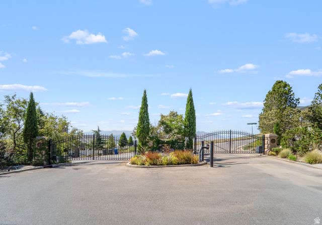 1144 N Twickenham Dr Unit 137, Salt Lake City, UT 84103