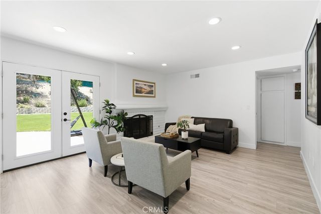 11515 Doral, Los Angeles, CA 91326