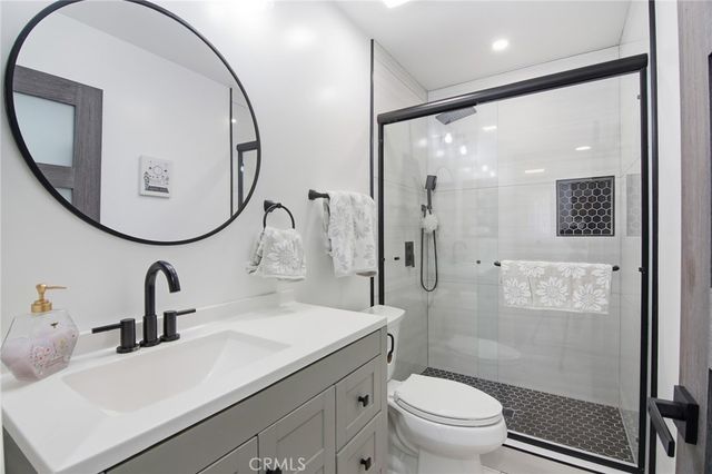 11515 Doral, Los Angeles, CA 91326