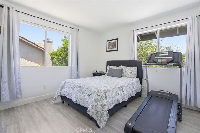 11515 Doral, Los Angeles, CA 91326