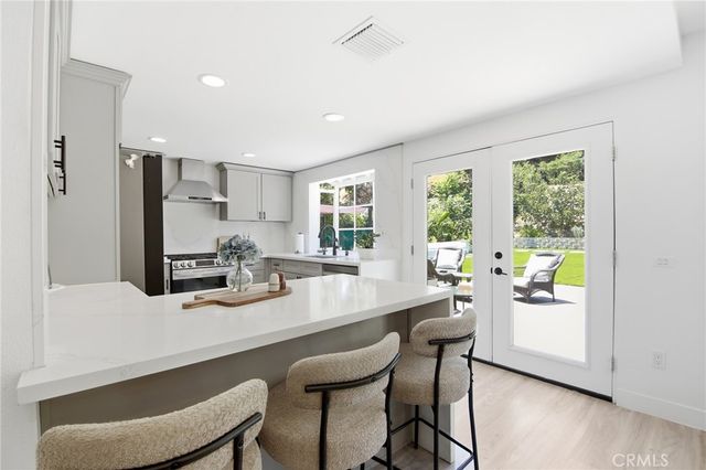 11515 Doral, Los Angeles, CA 91326
