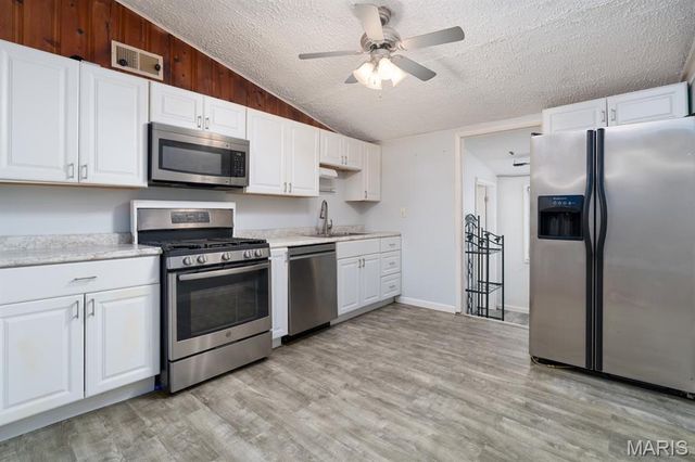 2228 Orville Avenue, Granite City, IL 62040