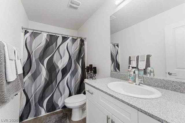 2682 Mango Light Avenue, North Las Vegas, NV 89086