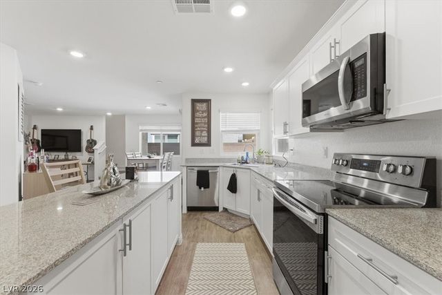 2682 Mango Light Avenue, North Las Vegas, NV 89086