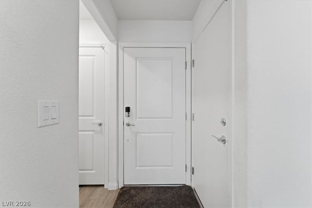 2682 Mango Light Avenue, North Las Vegas, NV 89086