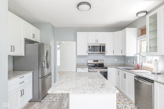 6336 Fountain Springs Boulevard, Indianapolis, IN 46236
