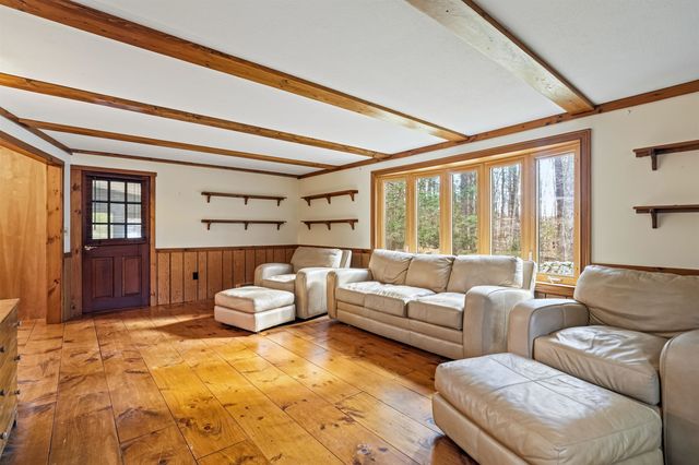 22 Old Gordon Road, Brentwood, NH 03833