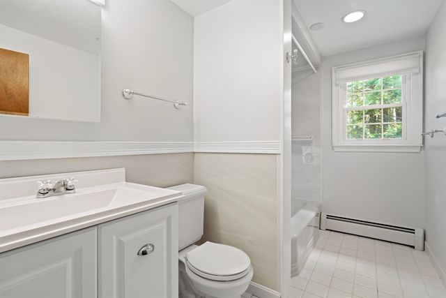 22 Old Gordon Road, Brentwood, NH 03833