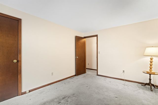 22 Old Gordon Road, Brentwood, NH 03833