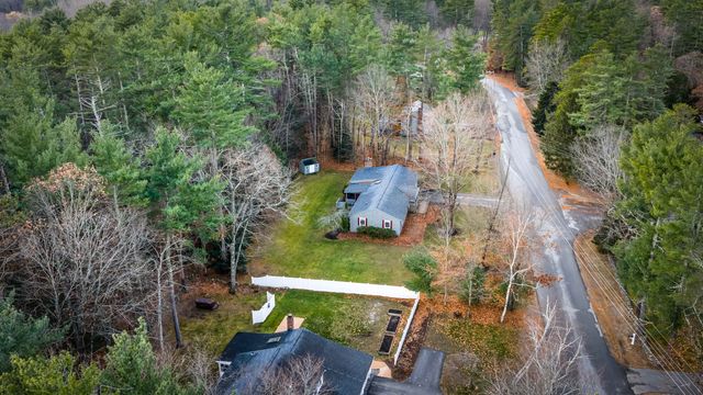 22 Old Gordon Road, Brentwood, NH 03833