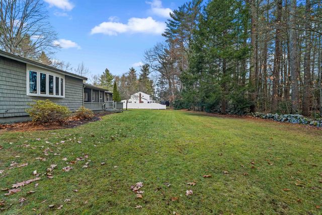 22 Old Gordon Road, Brentwood, NH 03833