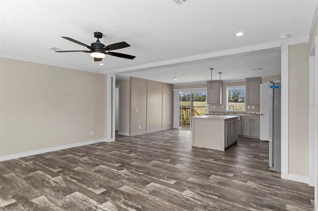 10877 OLD LAKELAND HIGHWAY, Dade City, FL 33525