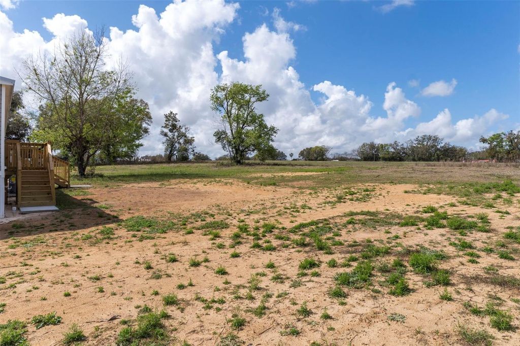 Image 44 of property listing at 10877 OLD LAKELAND HIGHWAY, Dade City, FL 33525