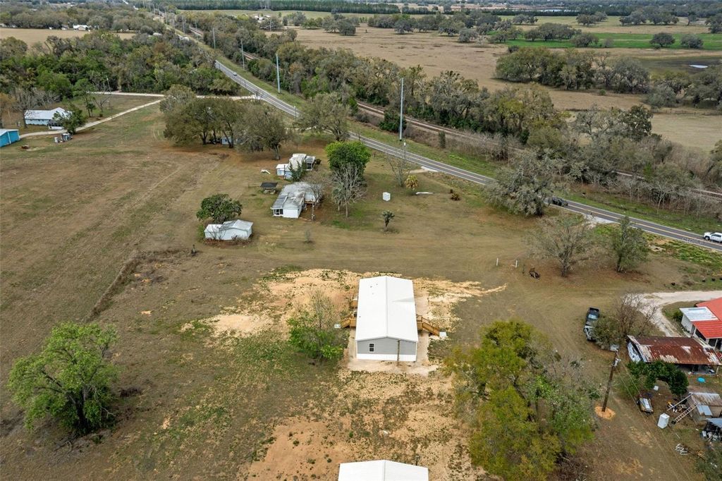 Image 48 of property listing at 10877 OLD LAKELAND HIGHWAY, Dade City, FL 33525