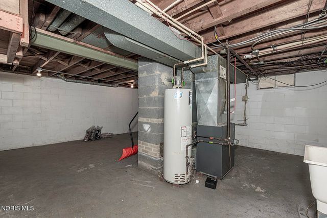 4048 Asbury Drive, Toledo, OH 43612