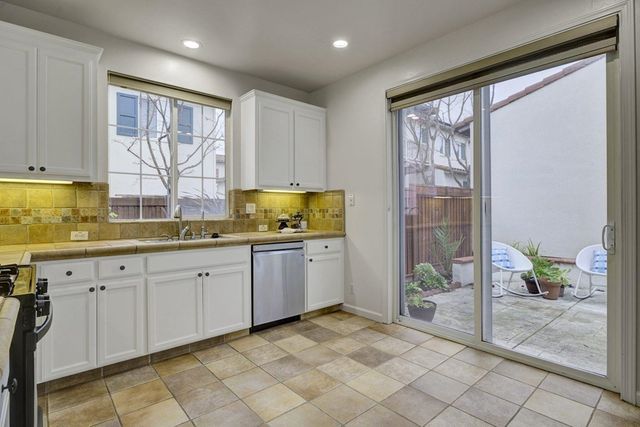 9827 9827 Belladonna Dr, San Ramon, CA 94582