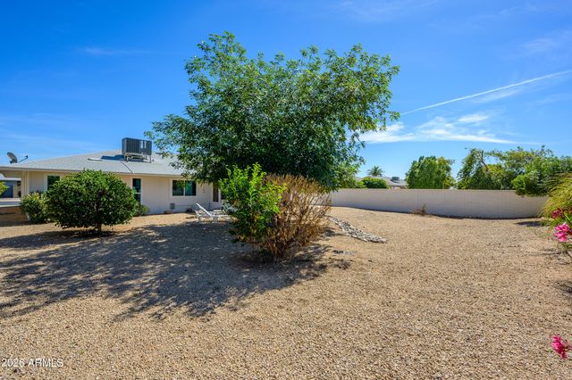19426 N LAKEFOREST Drive, Sun City, AZ 85373
