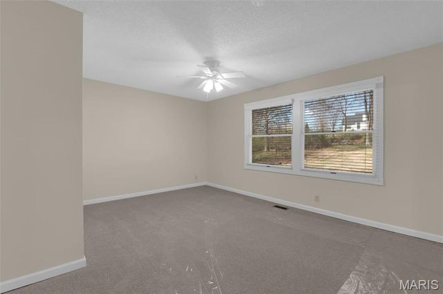 5545 Dantonaire Place, St Louis, MO 63128