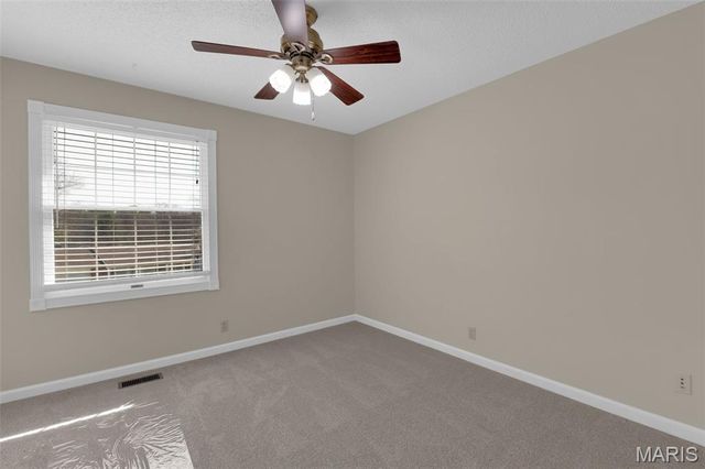 5545 Dantonaire Place, St Louis, MO 63128