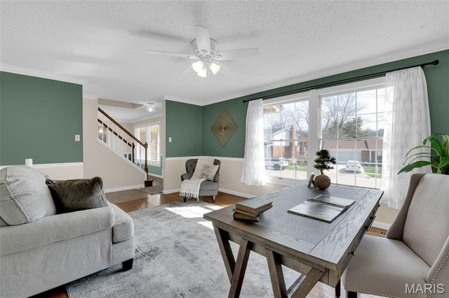 5545 Dantonaire Place, St Louis, MO 63128