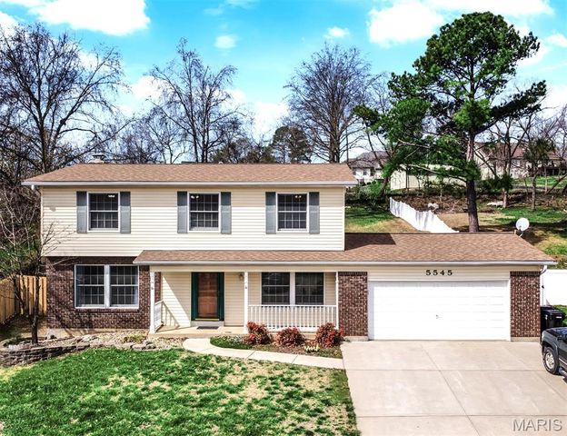 5545 Dantonaire Place, St Louis, MO 63128