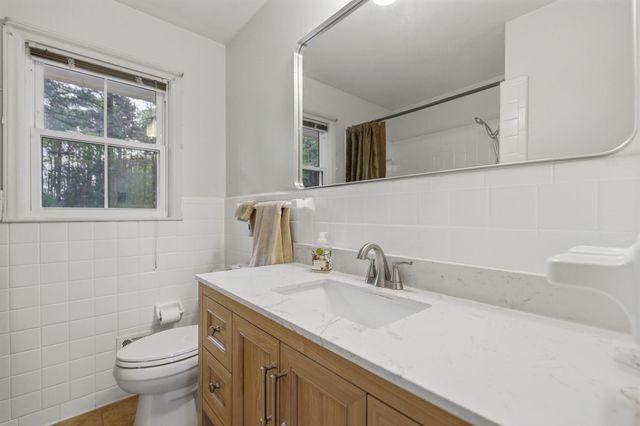 19 Wofford St, Inman, SC 29349