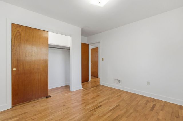 19 Wofford St, Inman, SC 29349