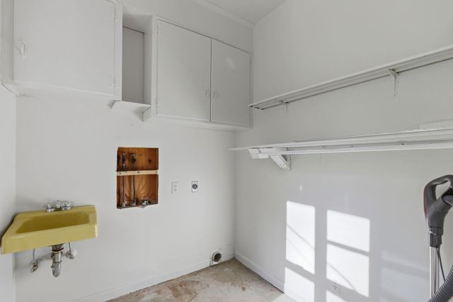 19 Wofford St, Inman, SC 29349