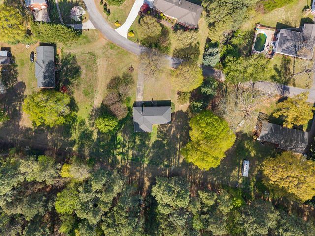 19 Wofford St, Inman, SC 29349