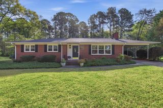19 Wofford St, Inman, SC 29349