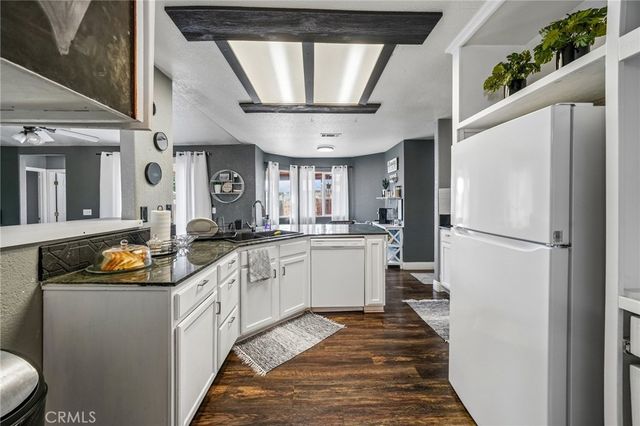 16315 Winona, Victorville, CA 92395
