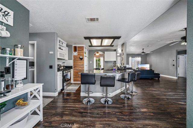 16315 Winona, Victorville, CA 92395