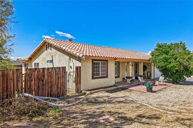 16315 Winona, Victorville, CA 92395