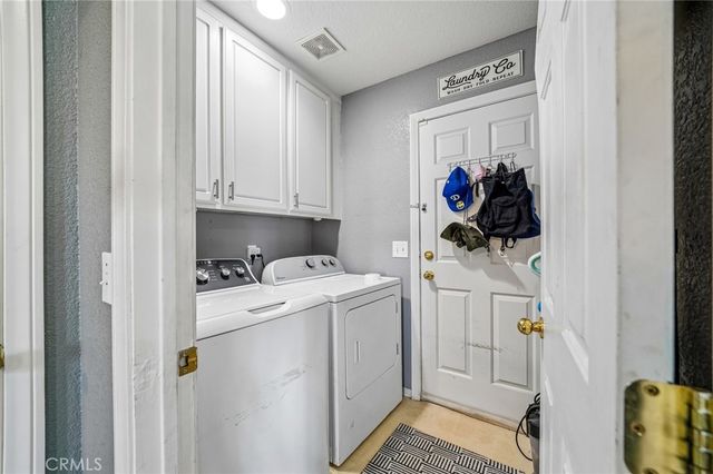 16315 Winona, Victorville, CA 92395
