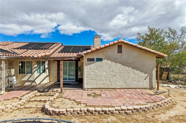 16315 Winona, Victorville, CA 92395