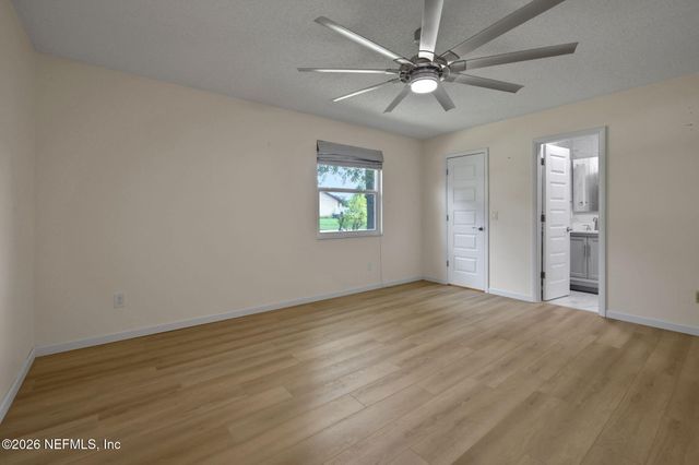 11530 BROAD LEAF Drive, Jacksonville, FL 32225