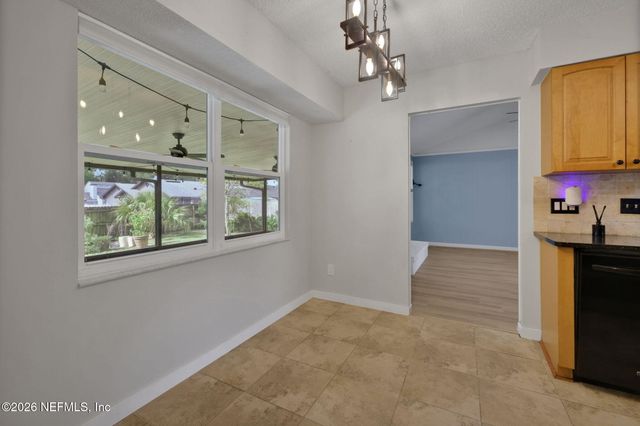 11530 BROAD LEAF Drive, Jacksonville, FL 32225