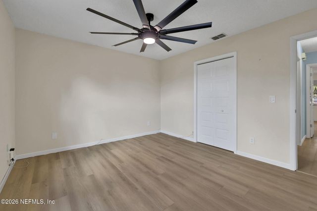 11530 BROAD LEAF Drive, Jacksonville, FL 32225