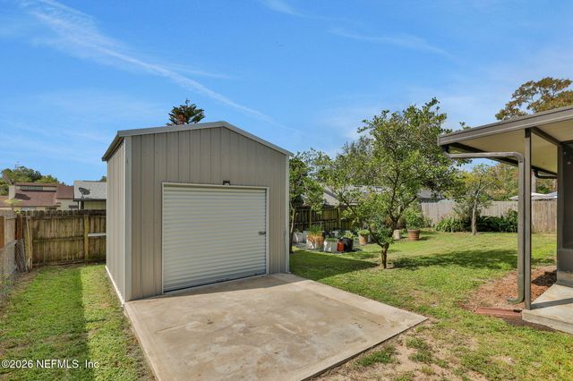 11530 BROAD LEAF Drive, Jacksonville, FL 32225