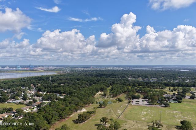11530 BROAD LEAF Drive, Jacksonville, FL 32225