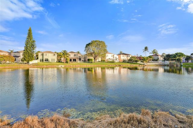 2163 NW 157th Ln, Pembroke Pines, FL 33028