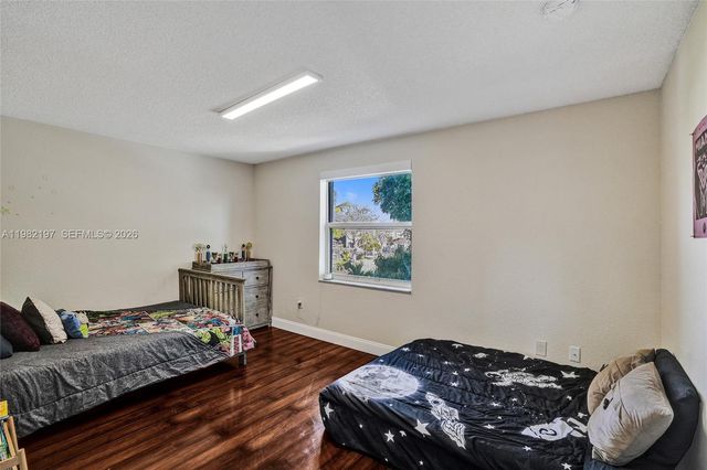 2163 NW 157th Ln, Pembroke Pines, FL 33028