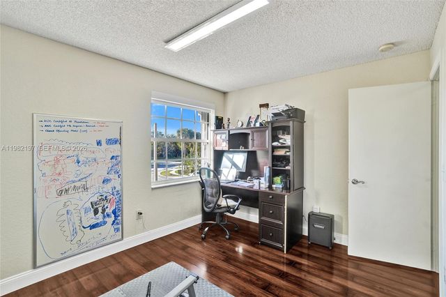 2163 NW 157th Ln, Pembroke Pines, FL 33028