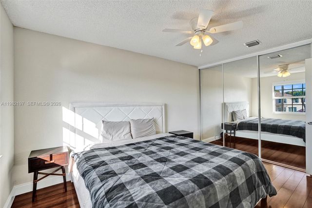 2163 NW 157th Ln, Pembroke Pines, FL 33028