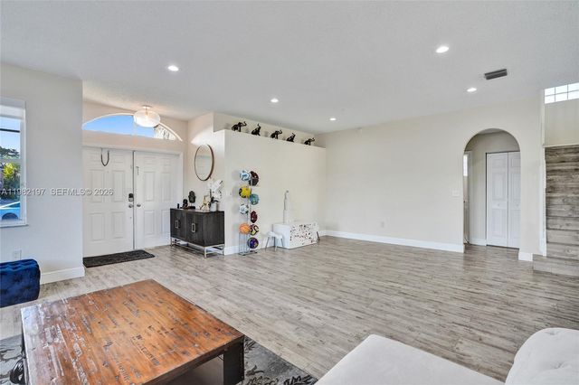 2163 NW 157th Ln, Pembroke Pines, FL 33028