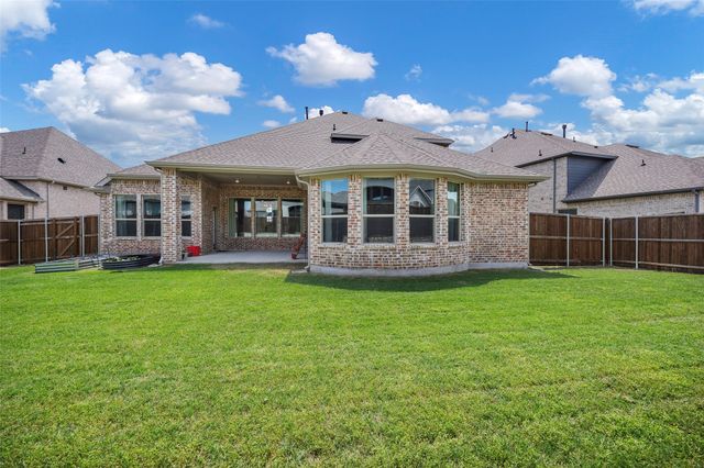 2705 Middleton Drive, Melissa, TX 75454