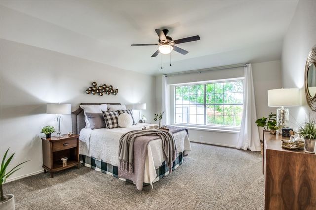 759 Winding Oak Bend, Lake Dallas, TX 75065