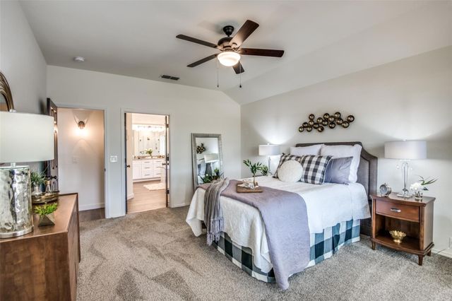 759 Winding Oak Bend, Lake Dallas, TX 75065